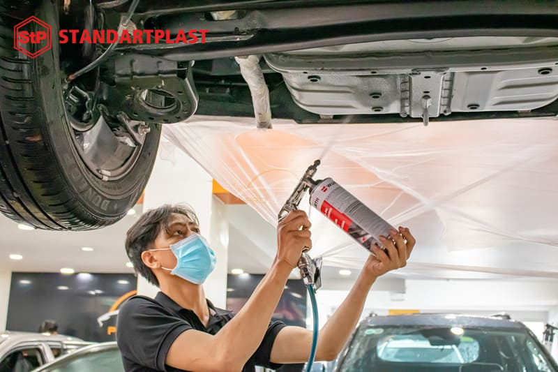 Top 2 vật liệu dán cách âm chống ồn xe ô tô tốt nhất hiện nay 6 Sơn phủ gầm ô tô bảo vệ hiệu quả cho gầm xe khỏi sự hao mòn