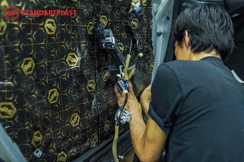 Tiêu âm StP Biplast - Nâng cao chất lượng âm thanh ô tô 16 Dán tiêu âm kết hợp cách âm để tăng hiệu quả chống ồn cho ô tô