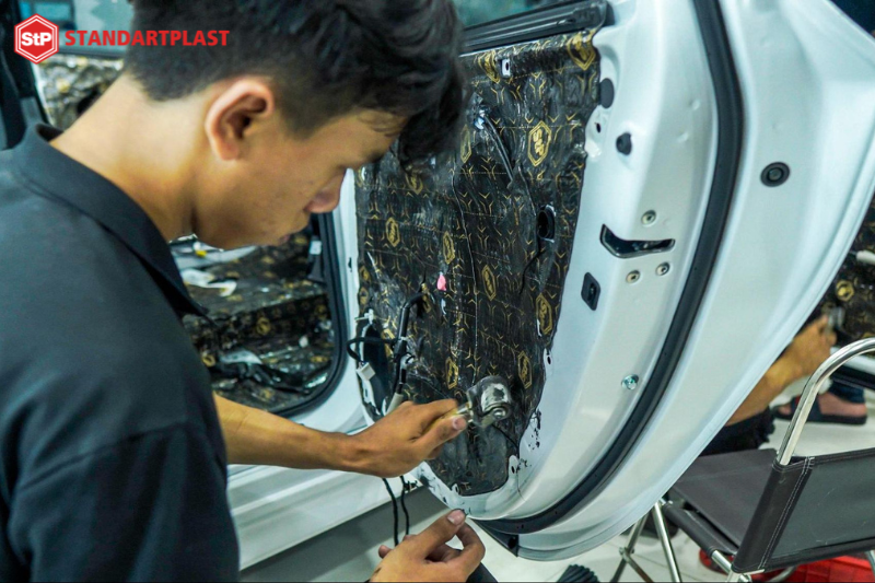 Cách âm StP xe ô tô tại Bạc Liêu - Bảng giá mới nhất 11 Dán cách âm StP cho xe hơi