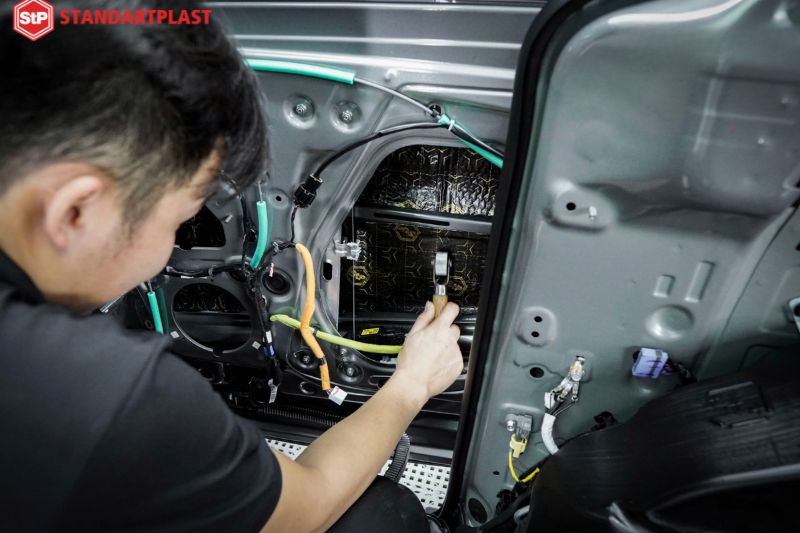 Cách âm StP xe ô tô tại Sóc Trăng - Đỉnh cao công nghệ cách âm 2025 10 Có nên dán cách âm StP xe ô tô tại Sóc Trăng không?